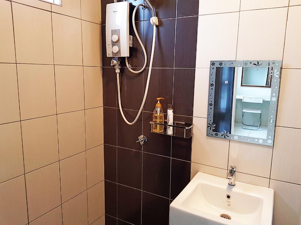 Selendang In Krubong Near Std Hang Jebat, Mitc & Utem Malacca Luaran gambar